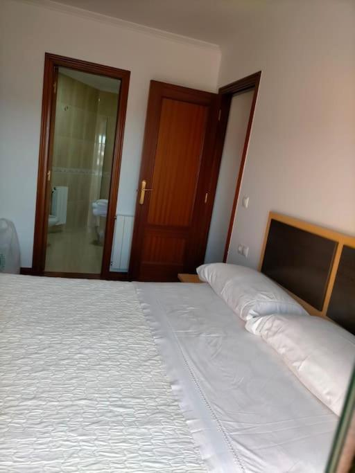 Atico Con 3 Habitaciones En Poio Extérieur photo