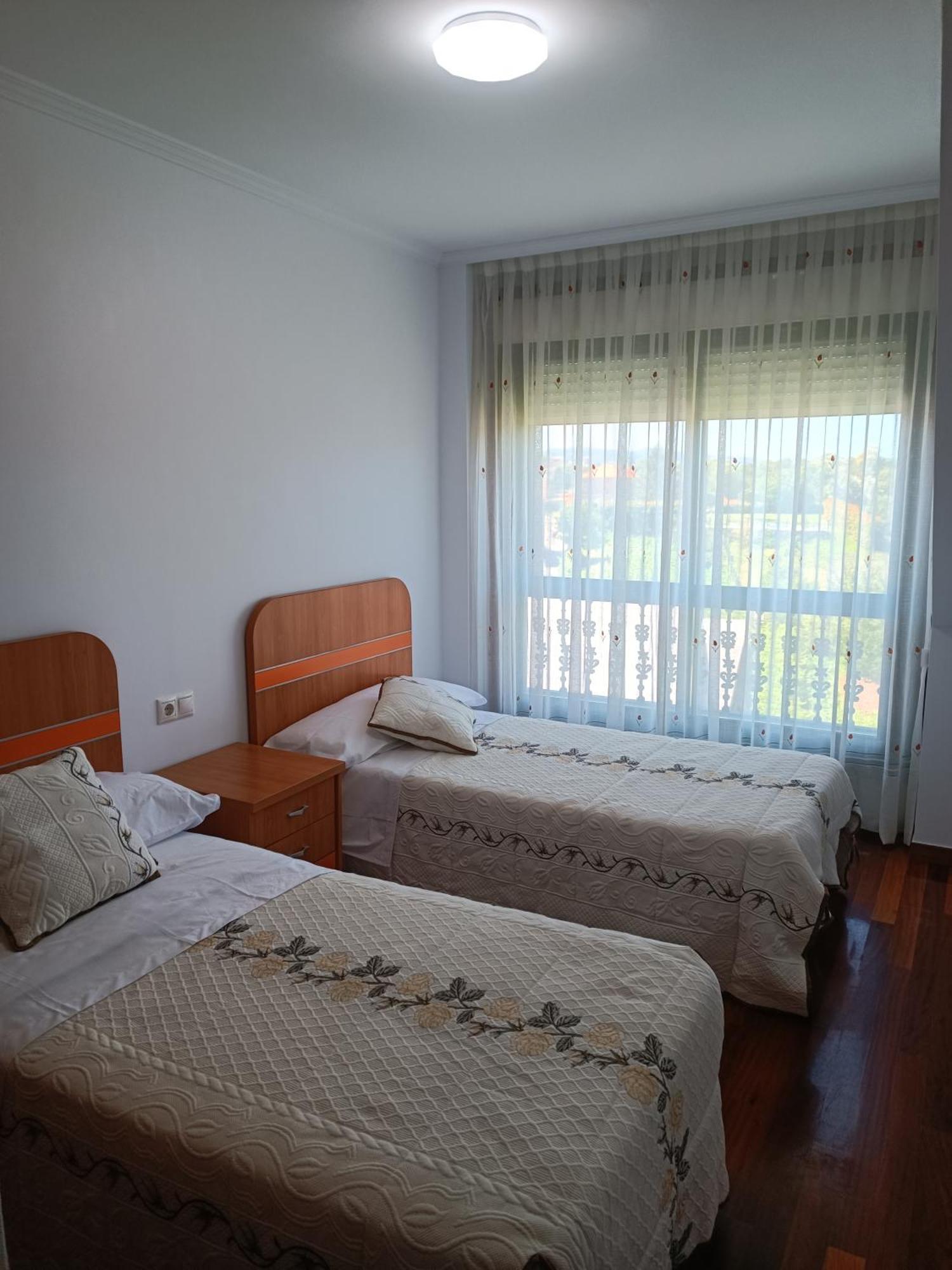Atico Con 3 Habitaciones En Poio Extérieur photo